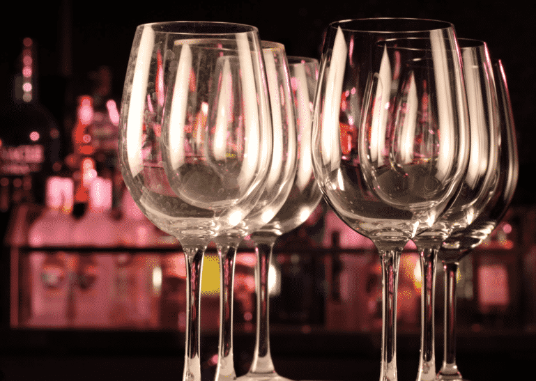 how-to-properly-clean-wine-glasses